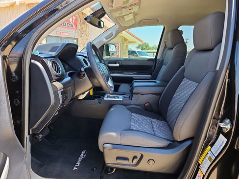 Used 2019 Toyota Tundra SR5 w/ TRD Sport Package AWD/4WD image 10