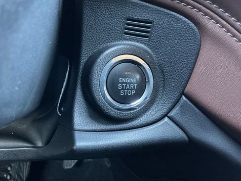 Used 2024 Subaru Outback Touring XT AWD/4WD image 25
