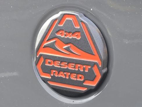 Used 2021 Jeep Gladiator Mojave w/ Dual Top Group image 15