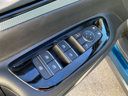 Used 2025 Nissan Murano SL w/ Cargo Package image 18