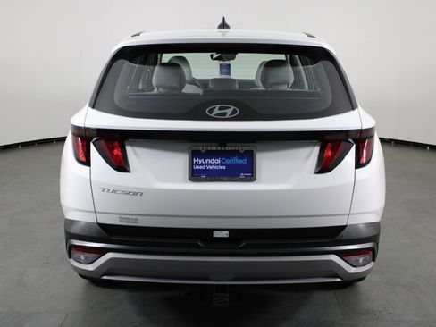 Used 2026 Hyundai Tucson SE image 11