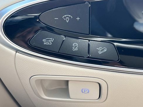 New 2027 Genesis GV70 2.5T Advanced AWD/4WD image 29
