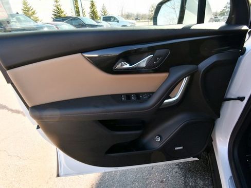 Used 2025 Chevrolet Blazer Premier w/ Driver Confidence II Package image 26