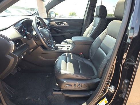 Used 2023 Chevrolet Traverse LT w/ LT Premium Package AWD/4WD image 20