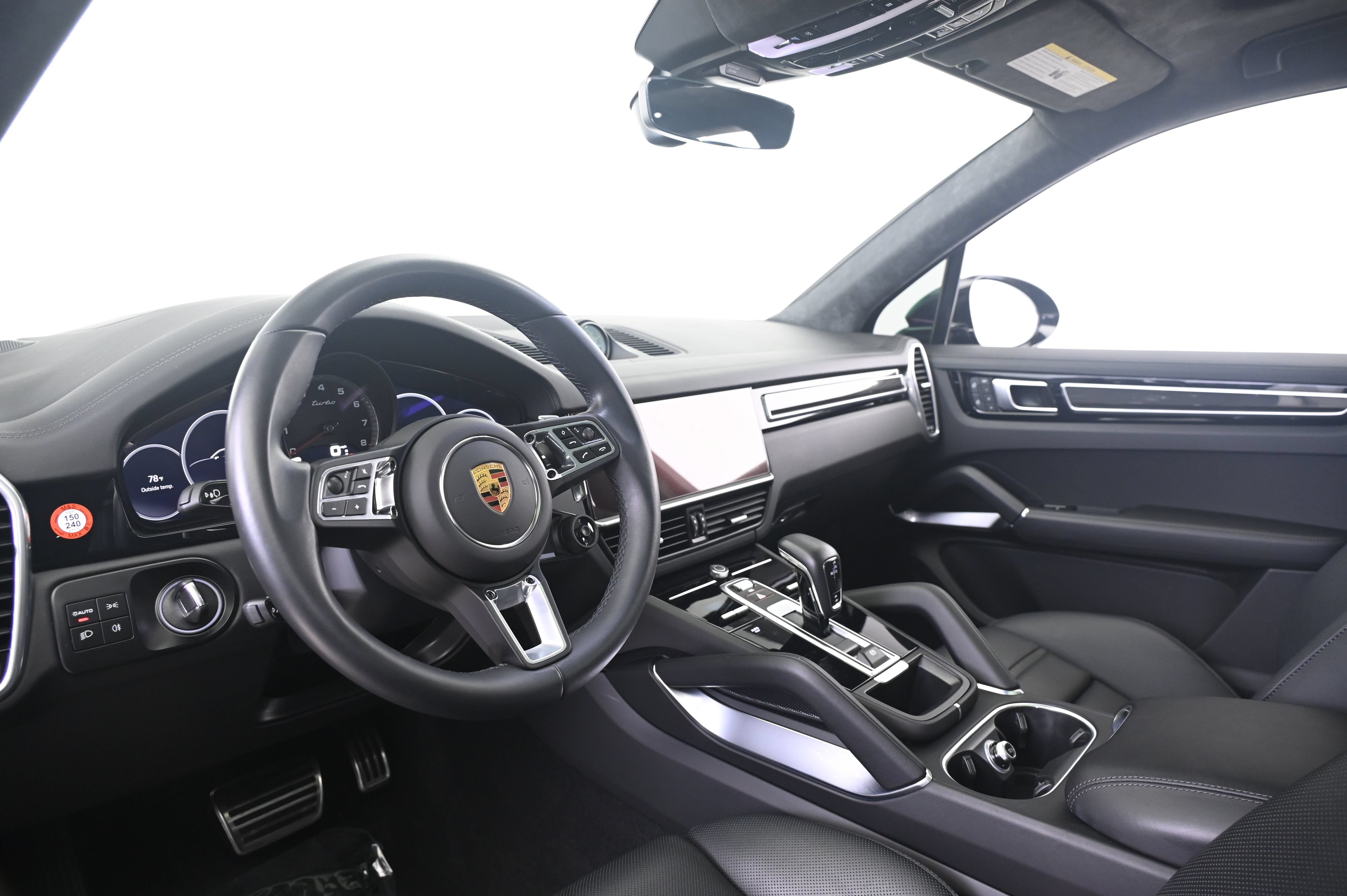 Used 2023 Porsche Cayenne Turbo AWD/4WD image 4