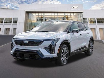 Used 2025 Cadillac Optiq Sport 1