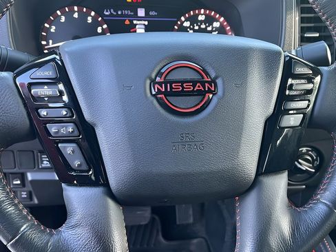 Used 2023 Nissan Frontier PRO-4X w/ Pro Convenience Package image 11