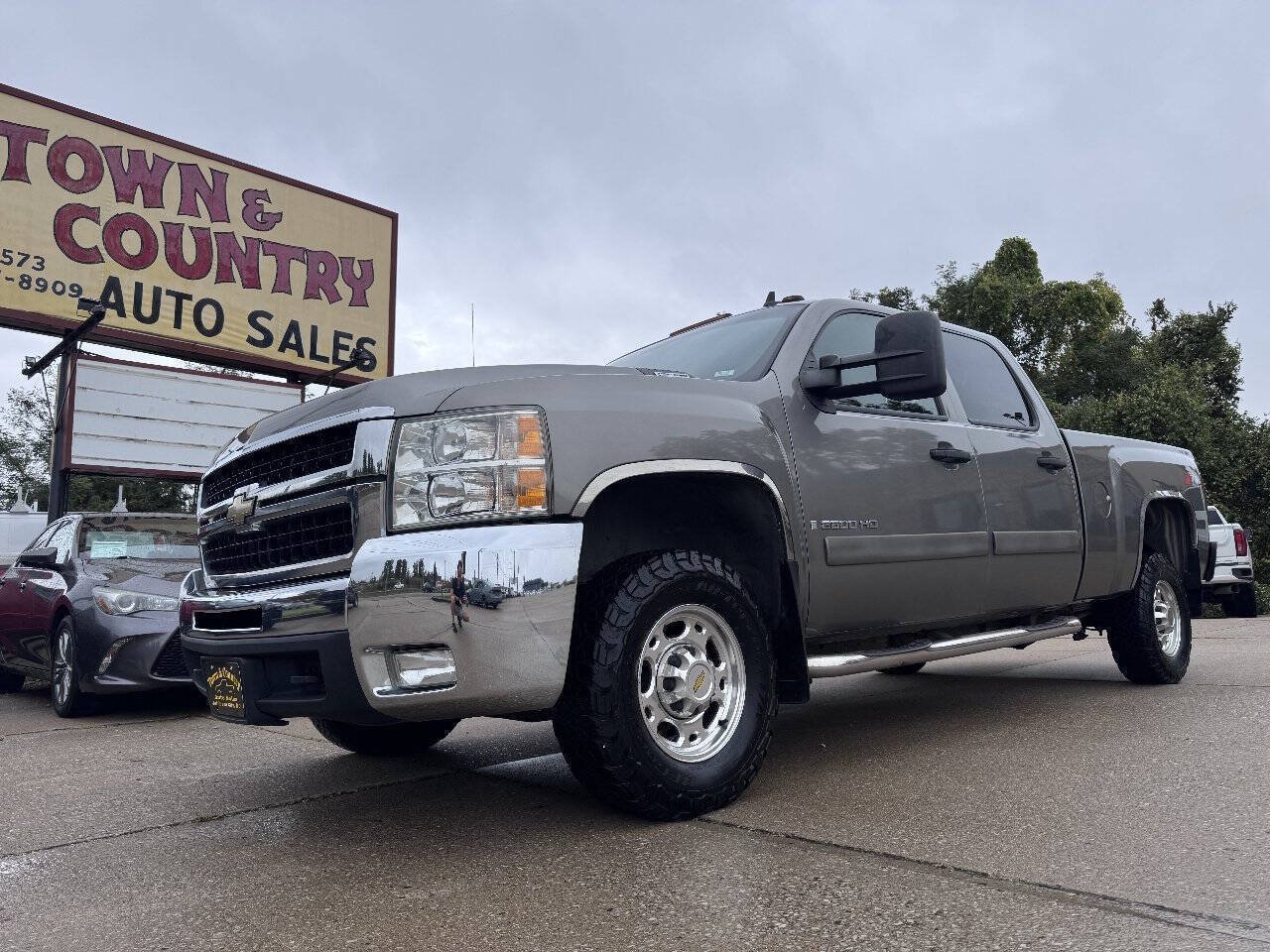 Used 2007 Chevrolet Silverado 2500 LT w/ 1LT Convenience Package AWD/4WD image 1