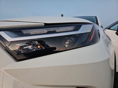 Used 2024 Toyota RAV4 LE image 31