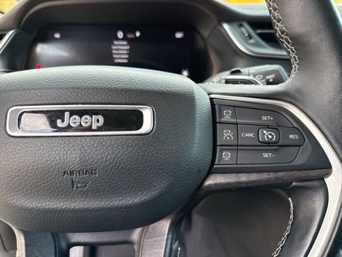 Certified 2022 Jeep Grand Cherokee L Limited image 35