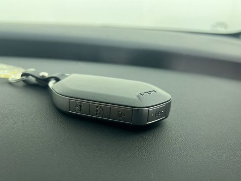 New 2026 Kia Carnival EX image 36