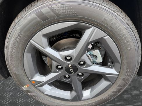 New 2026 Kia K4 FWD image 20