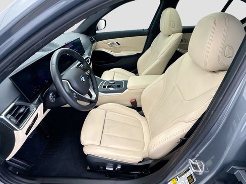 Used 2023 BMW 330i Sedan w/ Parking Assistance Package RWD image 18