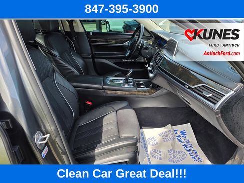 Used 2016 BMW 750i xDrive AWD/4WD image 35