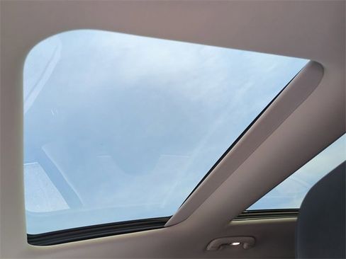 Certified 2025 Genesis GV80 2.5T Select image 18