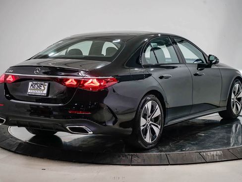 Used 2026 Mercedes-Benz E 350 Sedan image 4