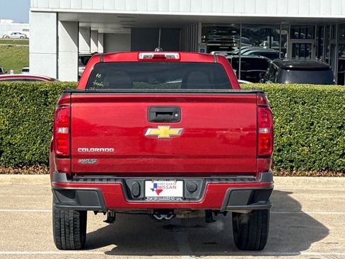 Used 2016 Chevrolet Colorado W/T w/ WT Convenience Package image 8