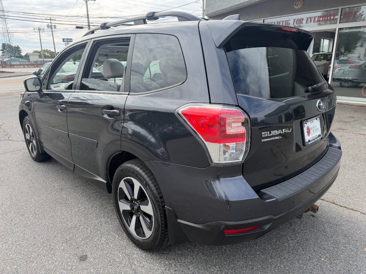 Used 2018 Subaru Forester 2.5i Premium AWD/4WD image 5