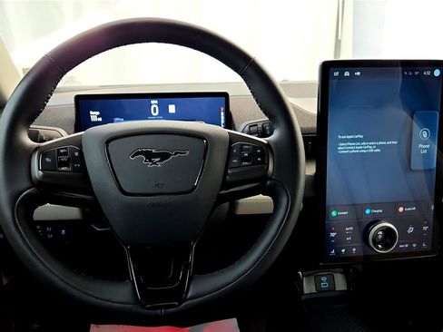 Used 2023 Ford Mustang Mach-E Premium image 37