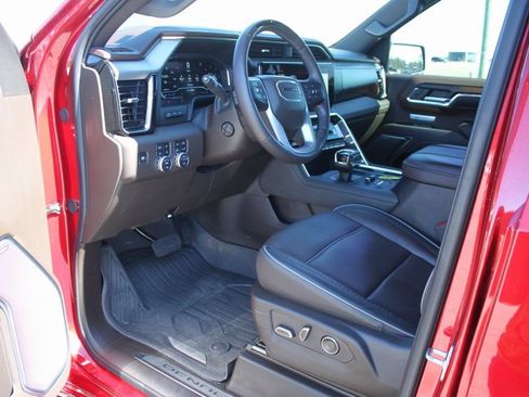 Used 2024 GMC Sierra 1500 Denali AWD/4WD image 13