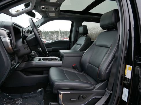 Certified 2024 Ford F450 Lariat w/ Lariat Ultimate Package AWD/4WD image 17