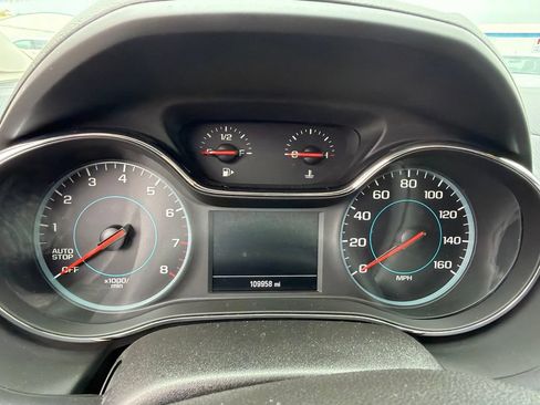 Used 2017 Chevrolet Cruze LT FWD image 6