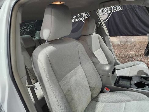 Used 2016 Toyota Camry LE FWD image 13