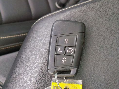 Used 2024 Volkswagen Jetta SE image 30