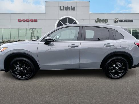 Used 2025 Honda HR-V Sport image 3