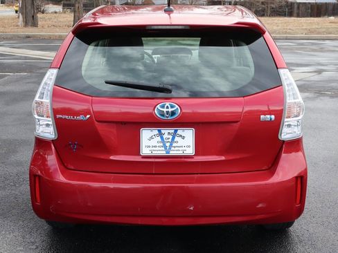Used 2012 Toyota Prius V Three image 6