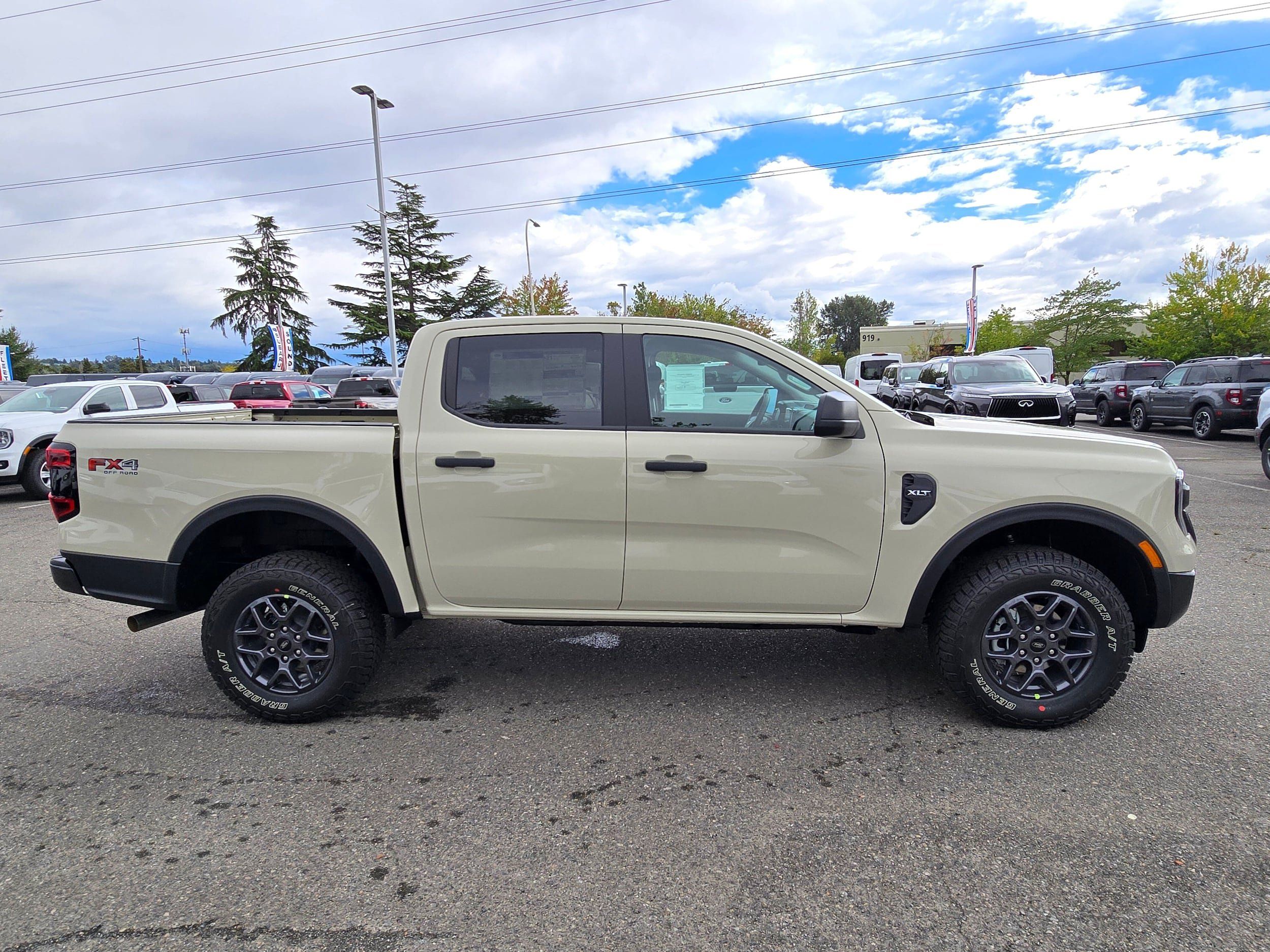 New 2026 Ford Ranger XLT w/ FX4 Off-Road Package AWD/4WD image 4