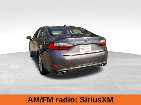 Used 2017 Lexus ES 350 w/ Premium Package image 3