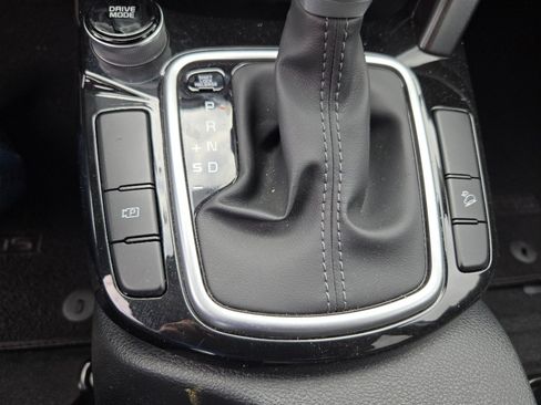 Used 2025 Kia Seltos S image 35