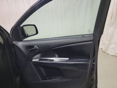 Used 2016 Dodge Journey SE image 42