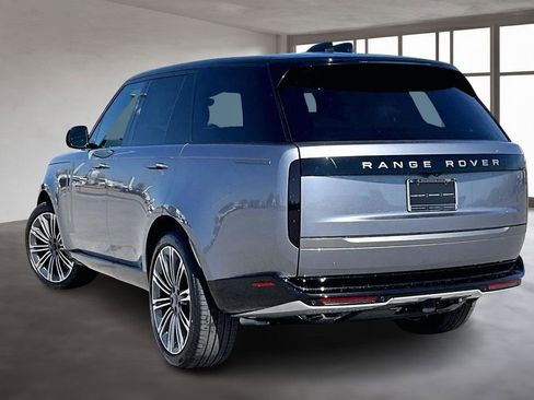 New 2026 Land Rover Range Rover SE image 3