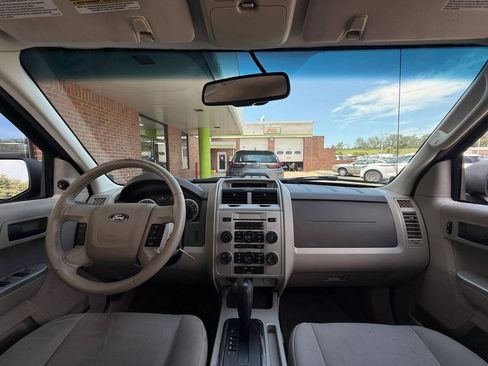 Used 2012 Ford Escape XLT FWD image 19