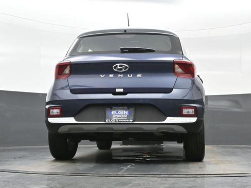 Certified 2025 Hyundai Venue Limited image 30