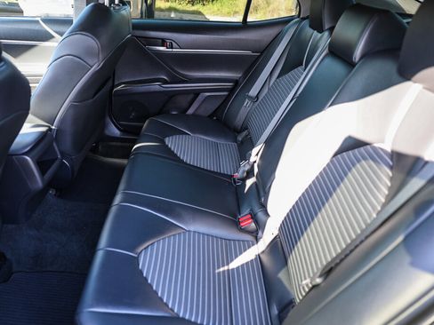 Certified 2023 Toyota Camry SE image 8