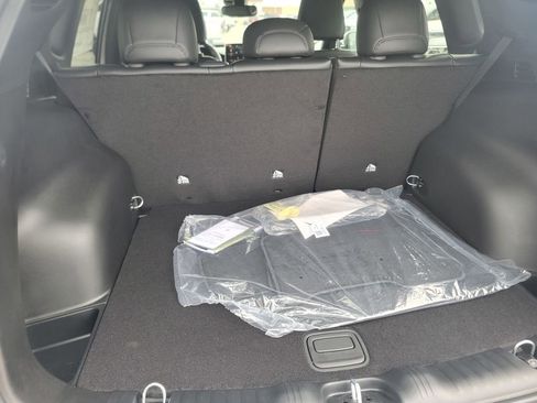 New 2026 Jeep Compass Latitude image 12