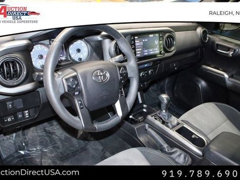 Used 2021 Toyota Tacoma TRD Off-Road image 24