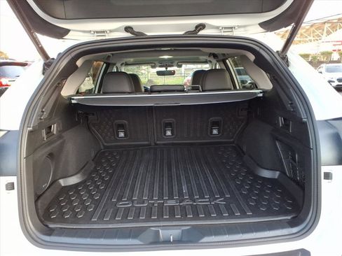 Certified 2022 Subaru Outback Limited w/ Popular Package #2 image 8