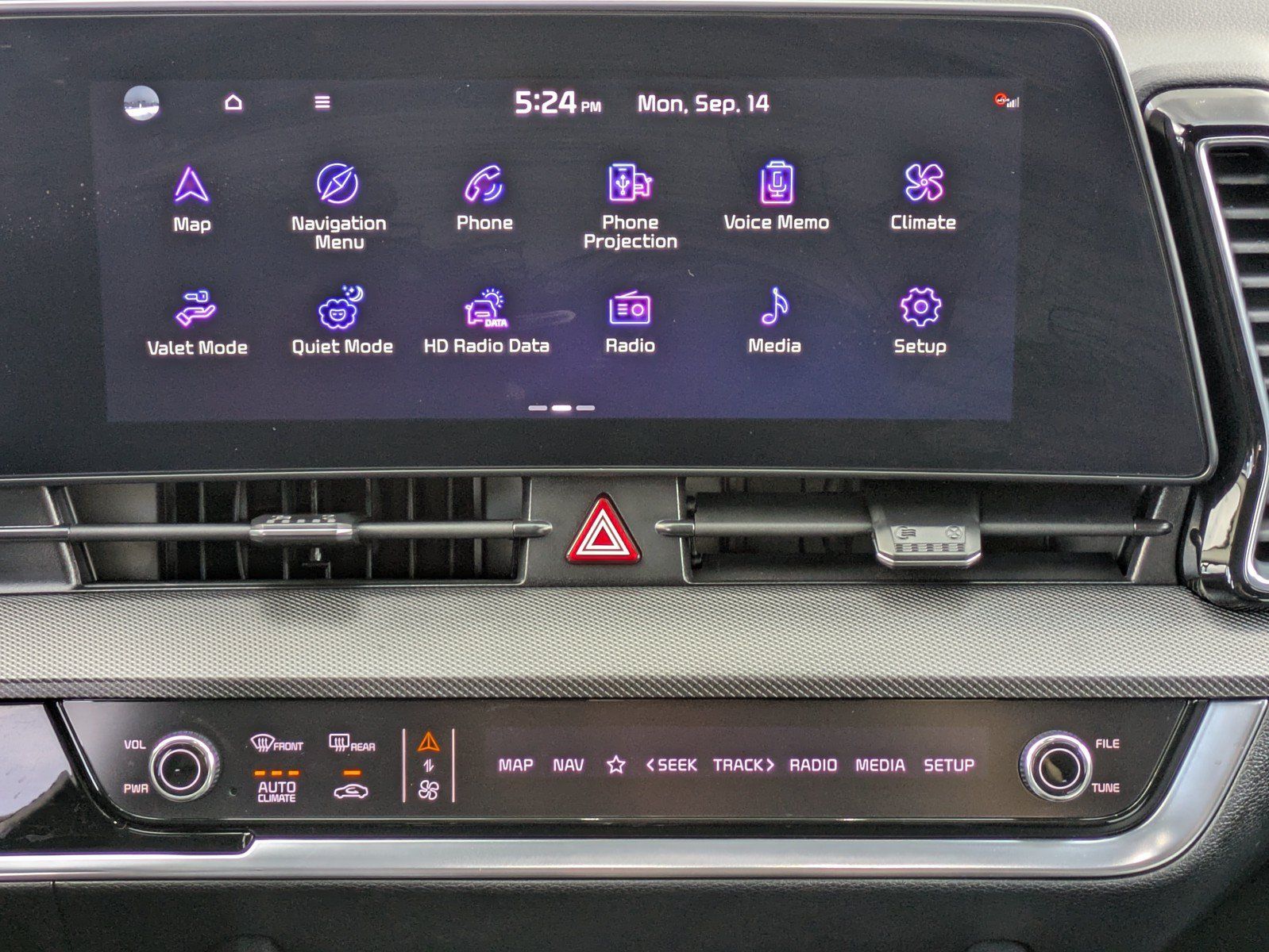 Certified 2025 Kia Sportage SX FWD image 16