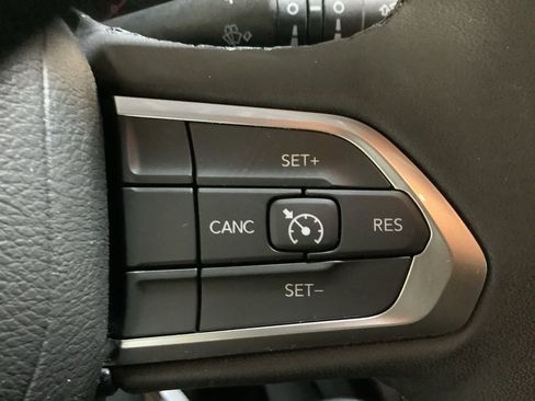 Used 2023 Jeep Compass Latitude AWD/4WD image 27