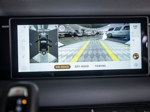 Used 2024 Land Rover Defender 110 X-Dynamic SE AWD/4WD image 40