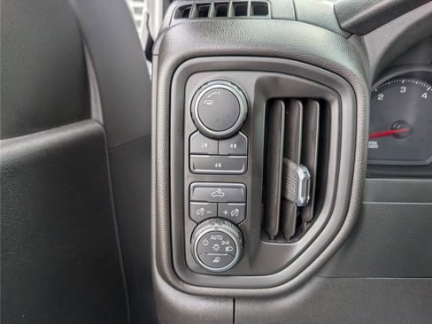 Used 2023 Chevrolet Silverado 2500 Custom w/ Custom Value Package image 20