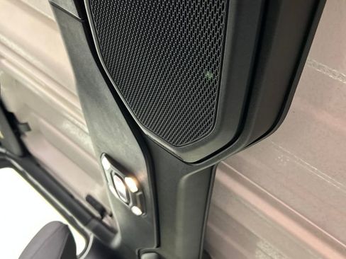 Used 2022 Jeep Wrangler Unlimited Sport image 17