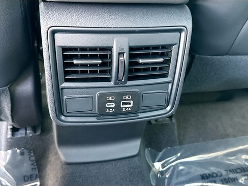 New 2026 Subaru Forester Premium AWD/4WD image 18