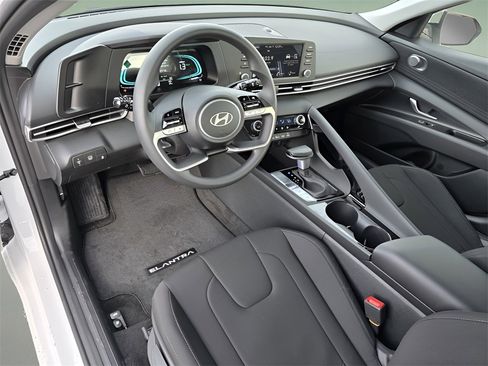 New 2026 Hyundai Elantra Blue image 14