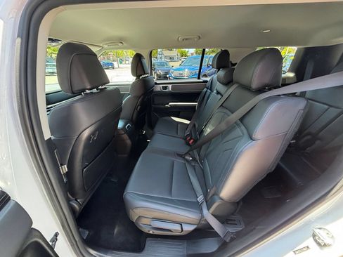 Used 2026 Hyundai Santa Fe SEL AWD/4WD image 28