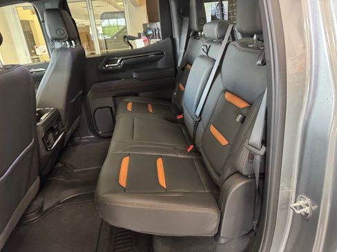 Used 2026 GMC Sierra 1500 AT4 w/ Technology Package AWD/4WD image 11